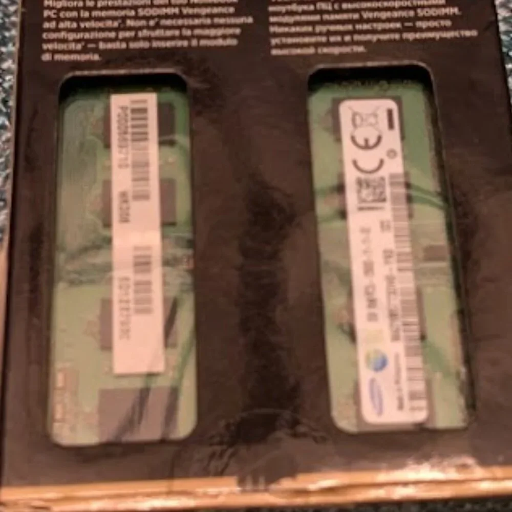 GT1 CORSAIR Vengeance 16GB Laptop Memory Kit